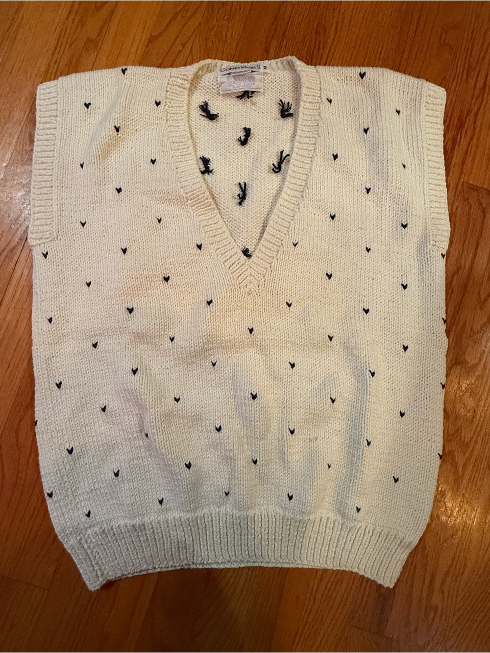 Vintage Calvin Klein Bergdorf Goodman V-neck Knit Vest Navy Heart Embroidery